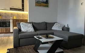 A Flat For A Great Start