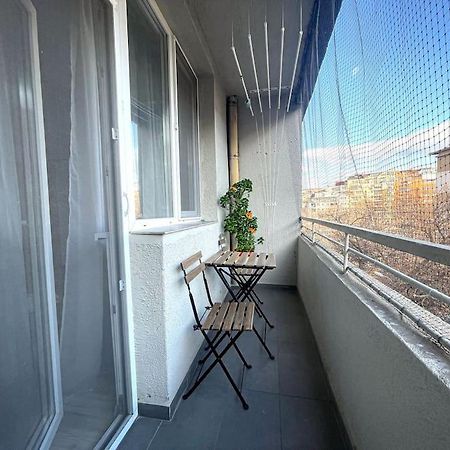 A Flat For A Great Start Apartment София Екстериор снимка