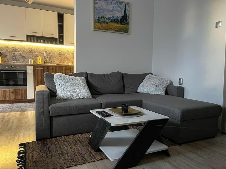 A Flat For A Great Start Apartment София Екстериор снимка